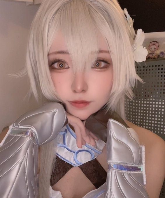 Twitterのコスプレ画像4