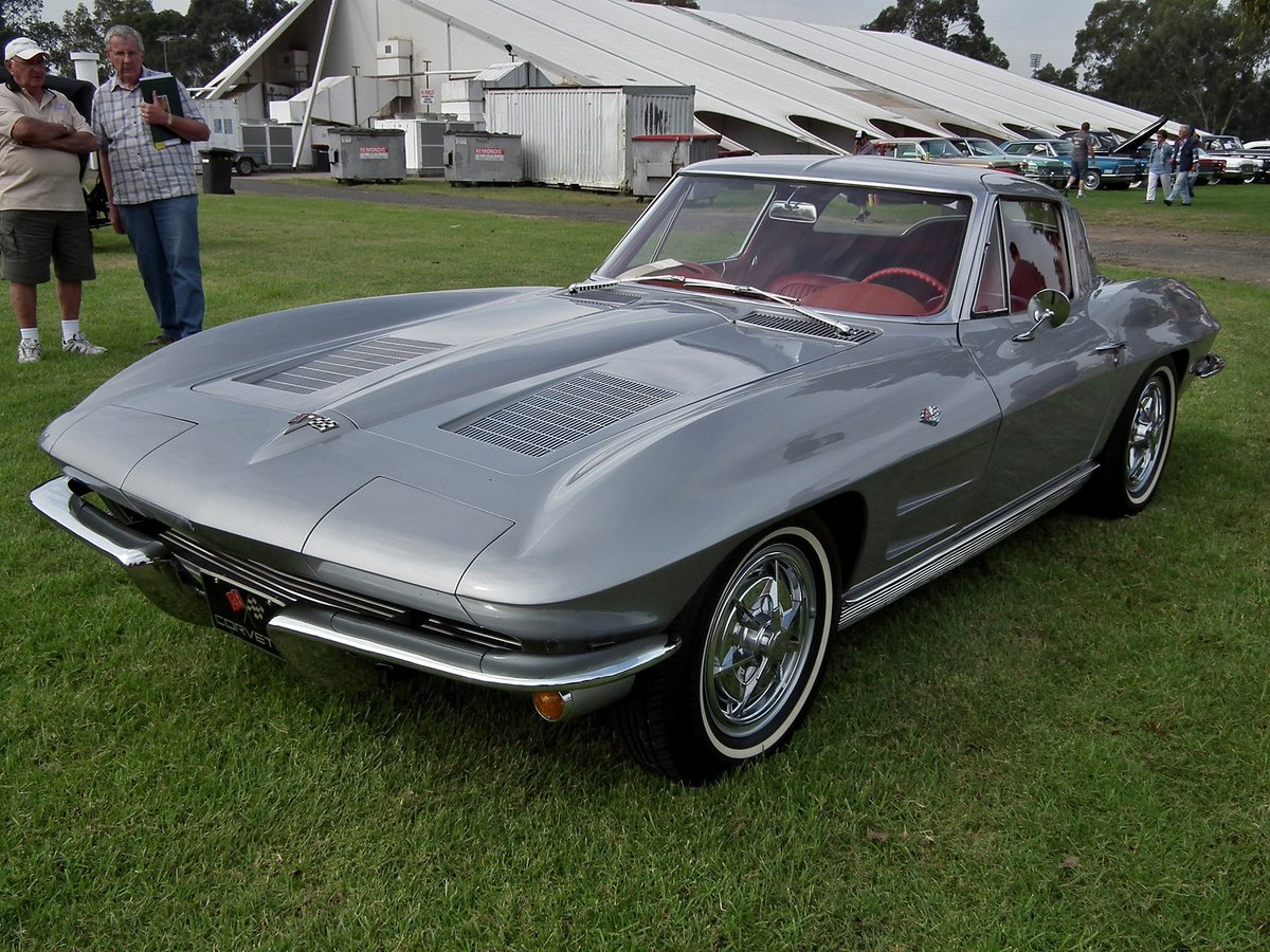 By the time the 1960s rolled around, the Corvette was one of the top vehicles coupling speed and power, with engines that delivered nearly 300hp. Its early 1960s redesign into the now-familiar Corvette Stingray made it one of the most sought-after cars on the road.