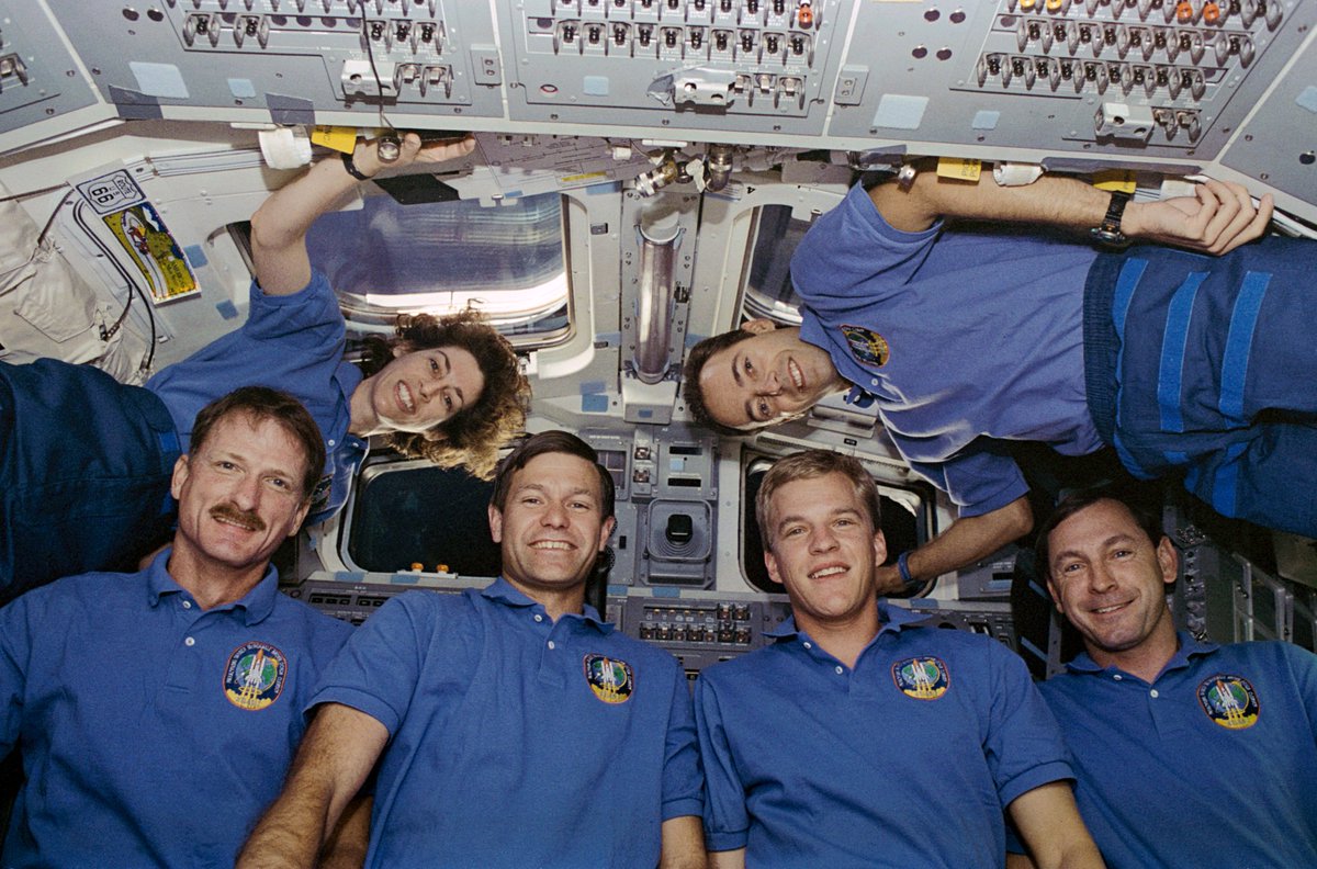 ESA_fr's tweet photo. #Encejour en 1994, décollage de la navette Atlantis pour la mission #STS66, avec dans sa soute le laboratoire Atlas-03.
Parmi l'équipage figure l'astronaute 🇫🇷 de l'ESA @astro_JFrancois Clervoy 👉 https://t.co/xTVZNq5WQS https://t.co/9o23lcIj1V