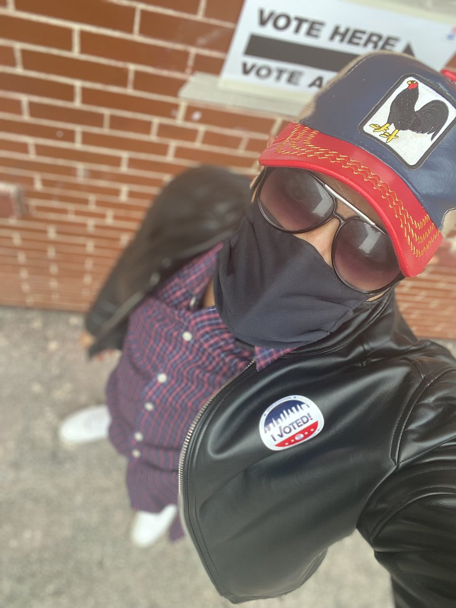 qualitybgunz's tweet photo. #citizen #duty #farmhat #rooster #vote #ancestors #American #BlackAmerican #Melanin #nyc #nycelection @qualitybgunz IG:@bsg14 https://t.co/mw4CcxgHl3