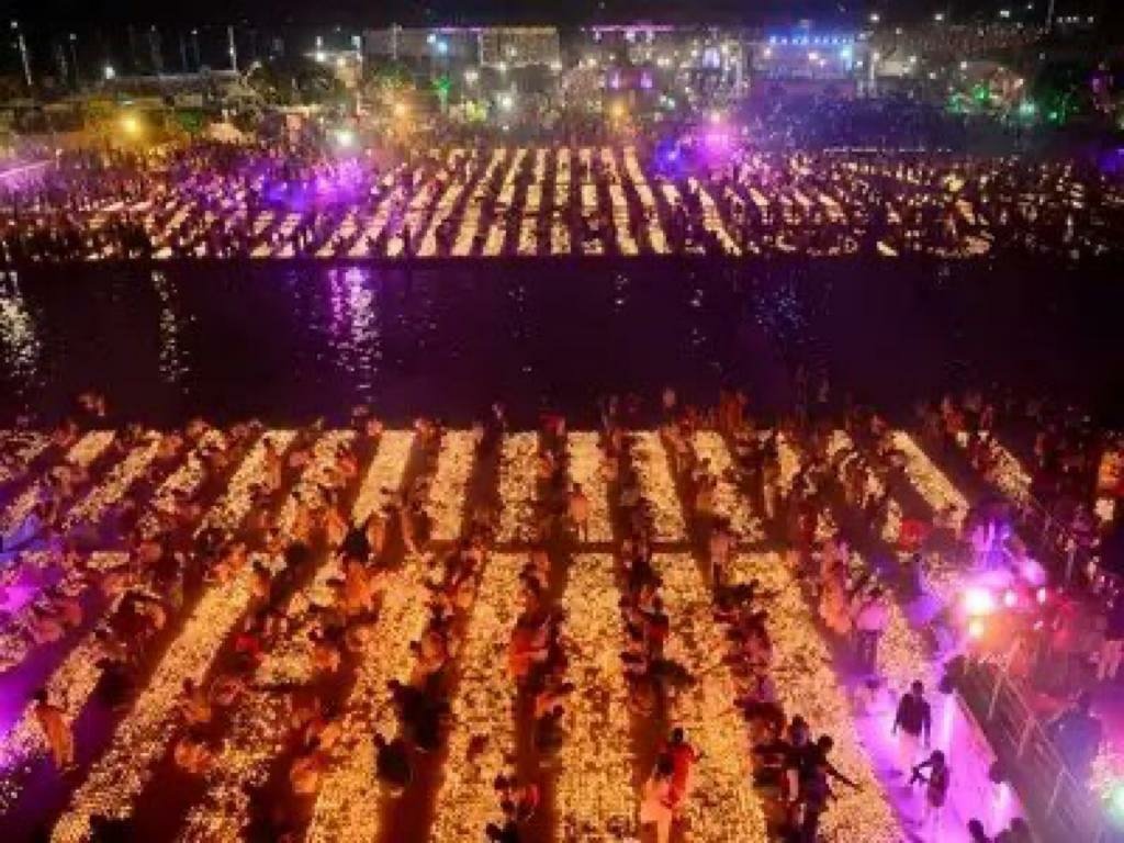 PoonambenMaadam's tweet photo. जय श्री राम 🚩

#DeepotsavInAyodhya https://t.co/WVdV0ltMle