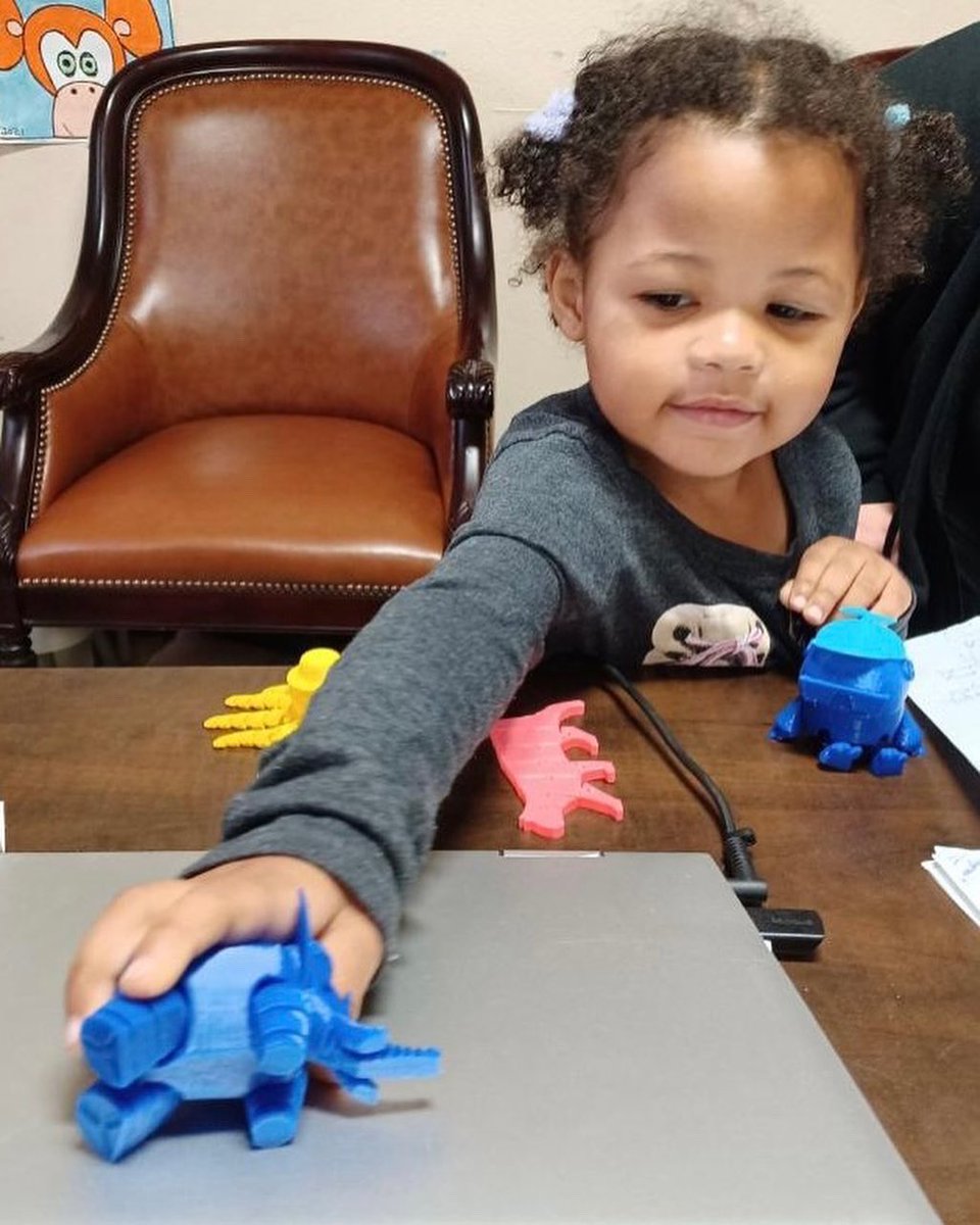 StocktonFor's tweet photo. We got an amazing donation of 3D toys from Makers for Change and the kids just loved them! https://t.co/wV1O6Iiz6R