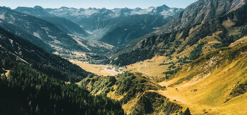 SocTolkien's tweet photo. Nace en la Sociedad Tolkien Española, la comisión de montaña y naturaleza.
Para más información, visita la noticia completa en nuestra web, disponible en el siguiente enlace:
https://t.co/NuopnbvZWb https://t.co/EPLKnIO7U4