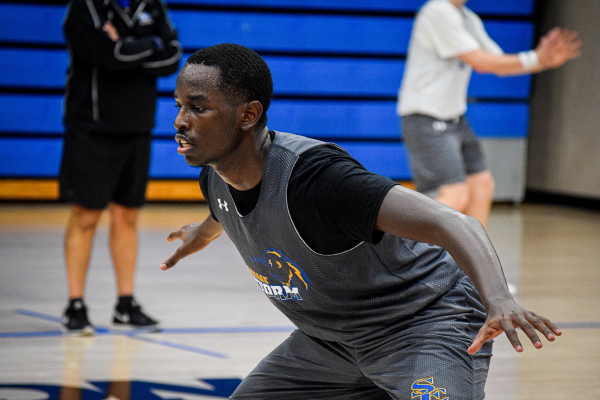 G R I N D ⛈

#TogetherWeAttack X #StormChaSE