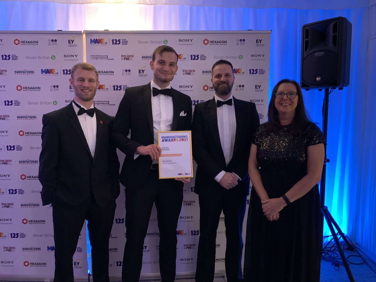 NickTyson10's tweet photo. Great evening celebrating the achievements of of our industry partners MAKE UK 2021 awards. Well done to Ben Williams JCB Transmissions as winner of Rising Star apprentice.
colleagues from TATA, Essity and Magellan also. @colegcambria  @alex_evcambria @TTOJamieMapp @streborlrac https://t.co/95WZpJ3ENc