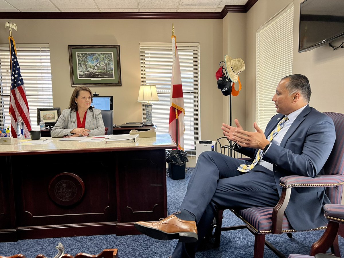 BayCare's tweet photo. Our leadership team enjoyed meeting with Florida lawmakers at the state Capitol this week for #BayCareDays. Thank you for the opportunity to talk with you about our mission and how we can continue to work together to support the health care needs of West Central Florida. https://t.co/nJDHdOCGDY