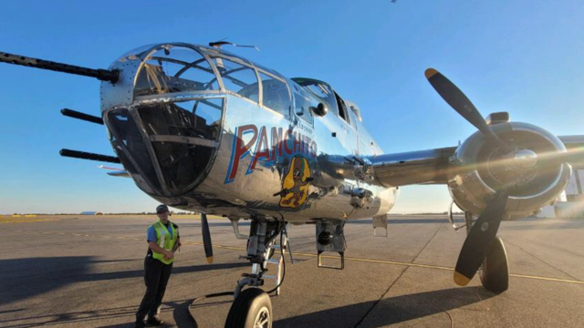 flyFAYairport's tweet photo. #wednesdayvibes #planespotting #flyFAY #flylocal @SignatureFBO https://t.co/ECmNxygX0r