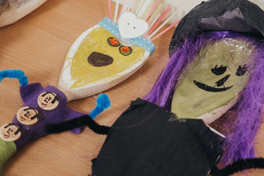 view_south's tweet photo. Some of our SPOOKTASTIC Spooky Spoon Entries!🎃👽🤖👀🧛‍♀️🧙‍♂️🐈‍⬛⚡️ https://t.co/xBiqzUw7G8