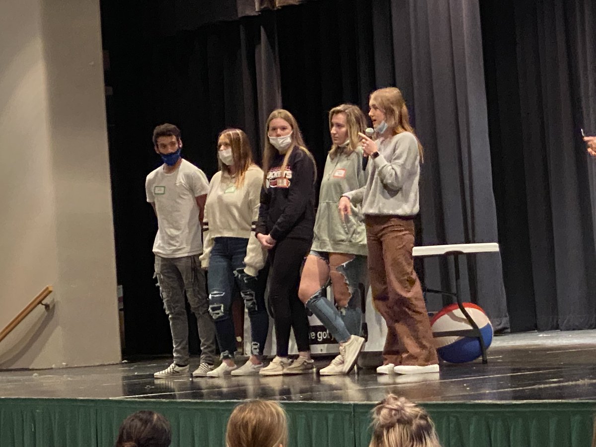 SG_Aevidum's tweet photo. SG AEVIDUM Members, Rylee, Victoria, Abby, Trista and Mark participated in an Aevidum Talk today at Central York Middle School. Thanks @aevidum and @AevidumCentral! #ivegotyourback #sgsgotyourback 🚀💚 https://t.co/4yeNJHtLhG
