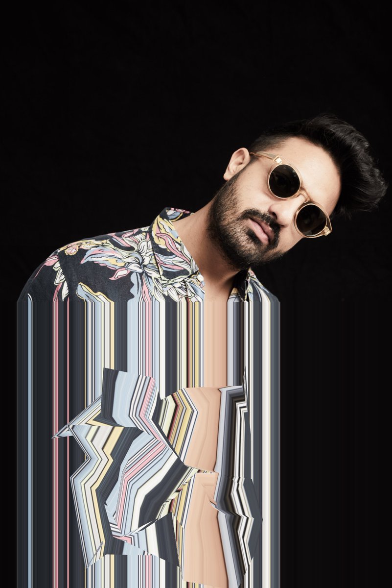 okisworld's tweet image. We're EXTREMELY excited to announce that
@sameergadhia from world-renowned band @youngthegiant will be joining Oki’s World as the narrator to our adventure.

Learn more here: bit.ly/3EJTV2m
Tune in tomorrow to get a sneak peek of #okisworld chapter 1.

#wearealloki