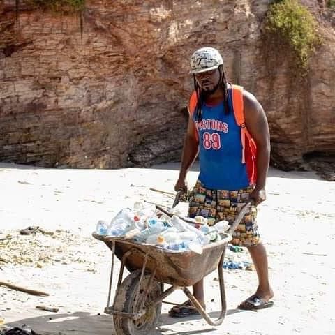 bcollective_llc's tweet photo. 🏖️ $BEACH  🏖️
$BEACH is delighted to announce a partnership with Let’s Go Clean The Beach in Accra, Ghana
Join $BEACH today + make a difference
Read our Medium article below
#ClimateAction #CleanOceans #BeachCollective #BlueCarbon #COP26 
https://t.co/lmBchzSUm6 https://t.co/E3Kw2KRqUd