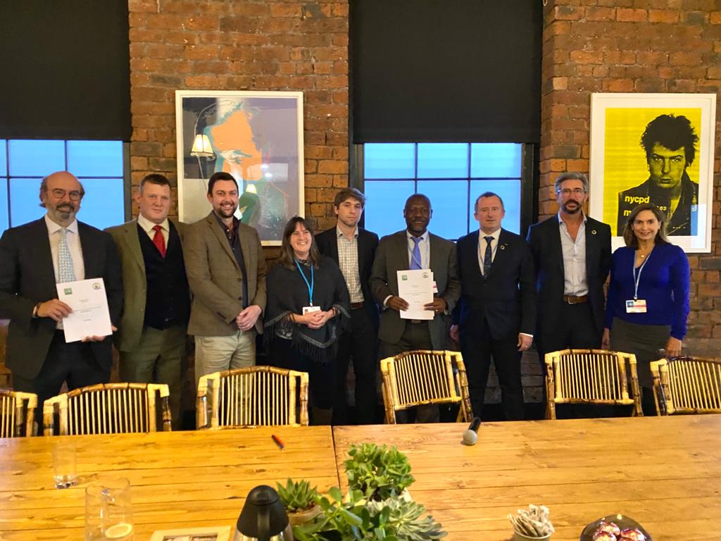 Today at #COP26, Gabon’s CENAREST (Centre National de la Recherche Scientifique et Technologique) officially became the latest forestLAB collaborator. …ricanconservationdevelopmentgroup.com/acdg-and-cenar…