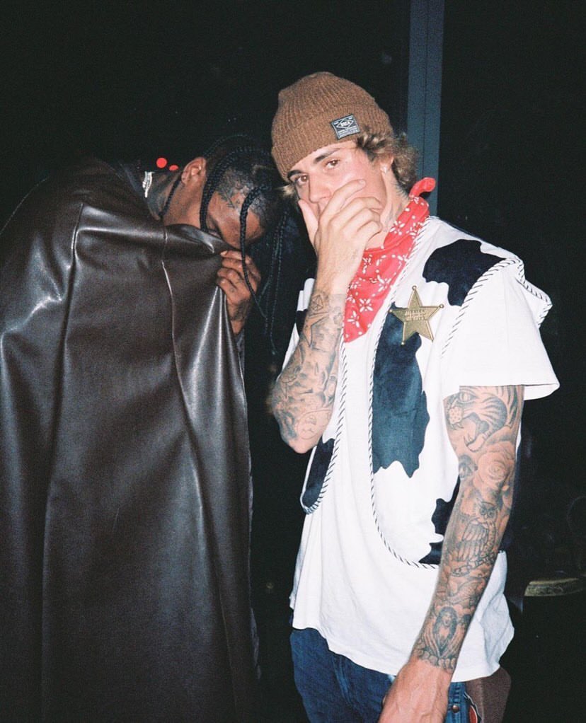 bizzlcee's tweet image. highest in the room