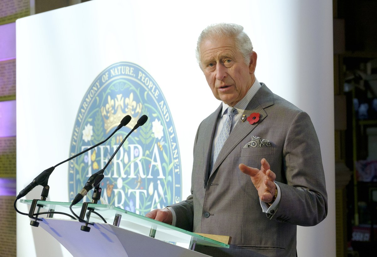 ellenjackowski's tweet photo. Today, @HP received the 2021 inaugural #TerraCarta Seal by HRH The Prince of Wales as a part @TheSMI for our net zero roadmap and determination to achieve genuinely sustainable markets. https://t.co/7pg8Jageuc #CoP26 #SMI https://t.co/WJY7gXGhKw