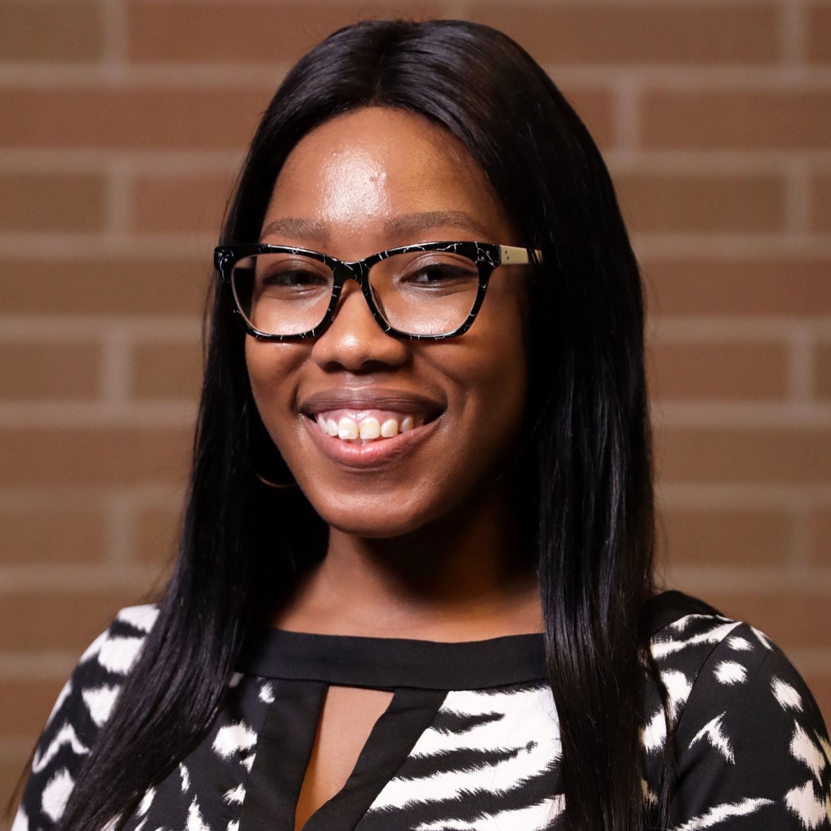 ubaltmain's tweet image. We’re the home of #KnowledgeThatWorks. Hear from three alumni who have turned their academic lessons into thriving careers, despite an evolving job market: ubalt.edu/ubmag