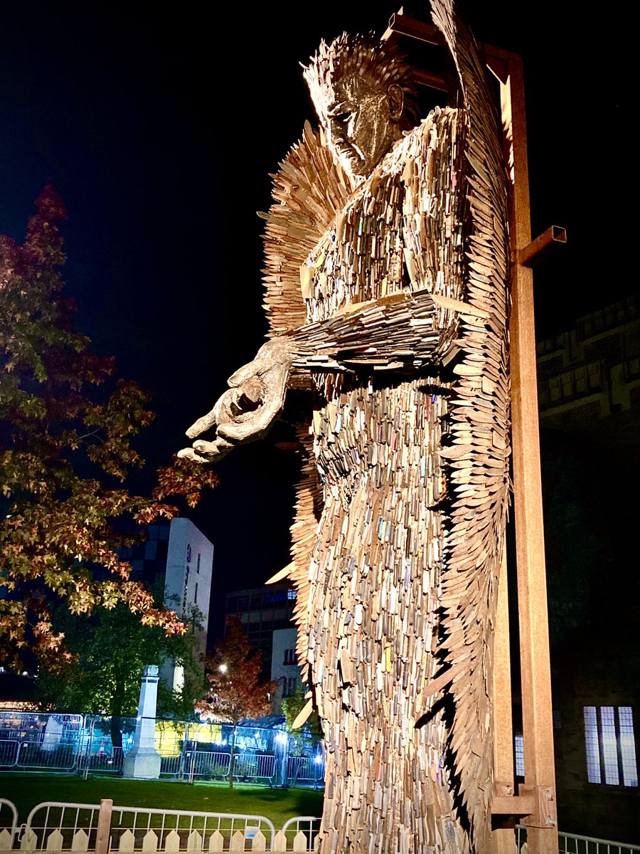 The incredible Knife Angel @knifeangellancs statue standing tall in #Blackburn which is made up of 100,000 seized knives. #savelives #violencereduction @LancsVRN