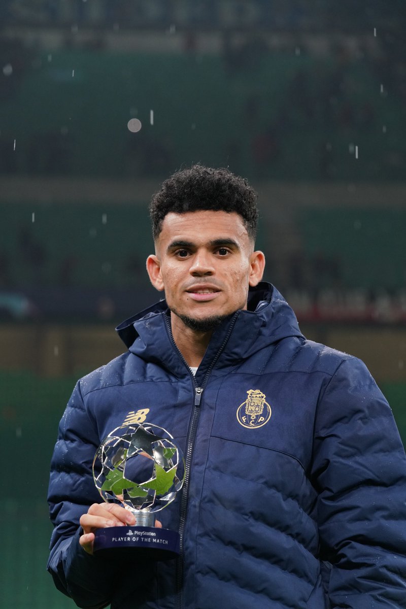 MVP UEFA Champions League ⭐ Luis Díaz

#FCPorto #ACMFCP #UCL