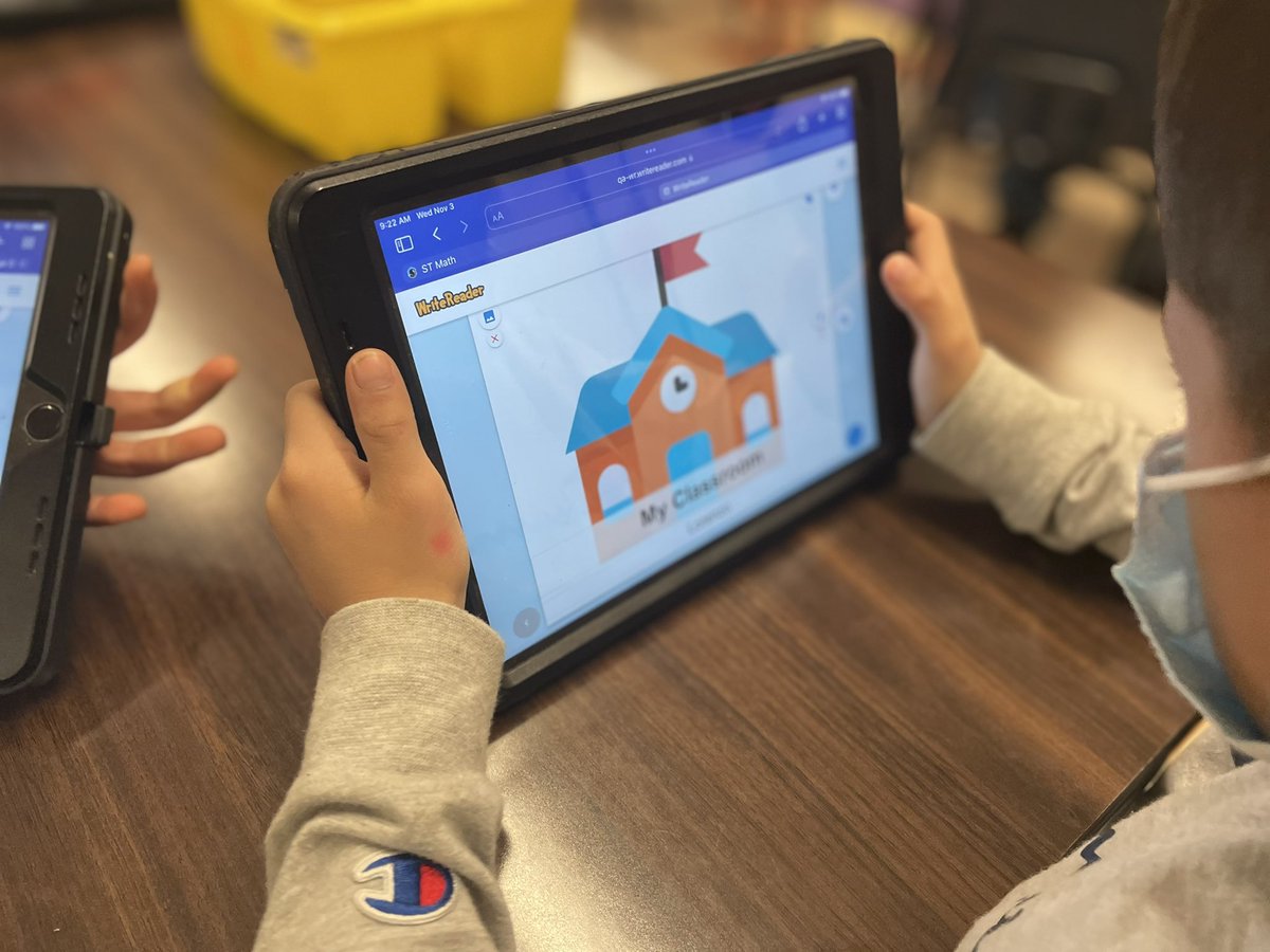 TraciPiltz's tweet photo. Kindergartners made picture books in @WriteReaderApp about their classroom! Using a template, they added photos 📸 &amp; used the 🎤 to tell about their classrooms. Will share to @seesaw using a Reading Room link. #CreativeLiteracy https://t.co/tjqQVFfEnr