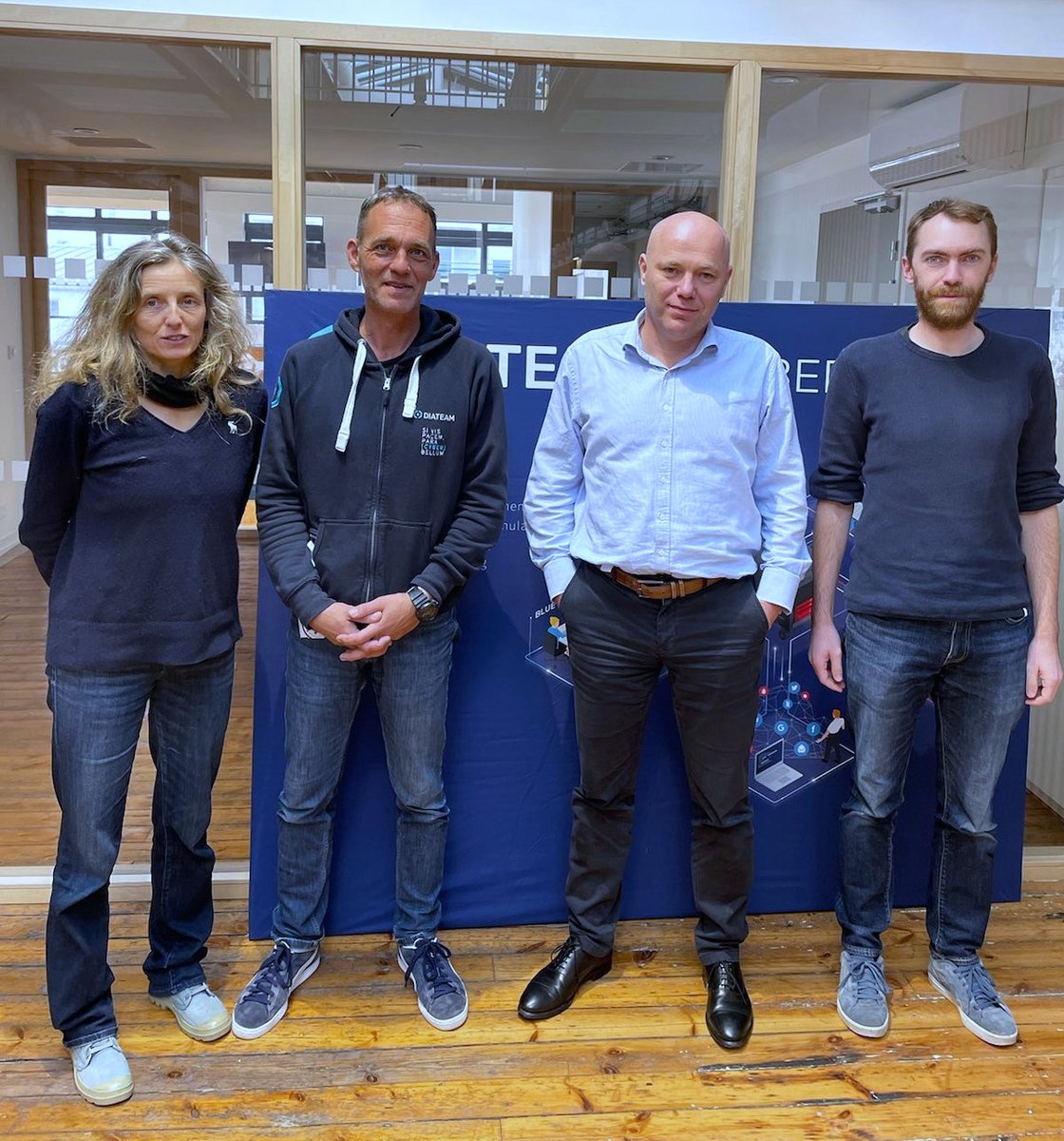 diateam_labs's tweet photo. Des échanges enrichissants avec Frédéric REMI [CEO @Amossys] &amp; Frédéric GUIHÉRY qui nous ont fait l'honneur de venir à #Brest. Des métiers différents mais des cas d'usage complémentaires, affaire à suivre ... #CyberRange #AttackEmulation https://t.co/Uqn95MAIvN