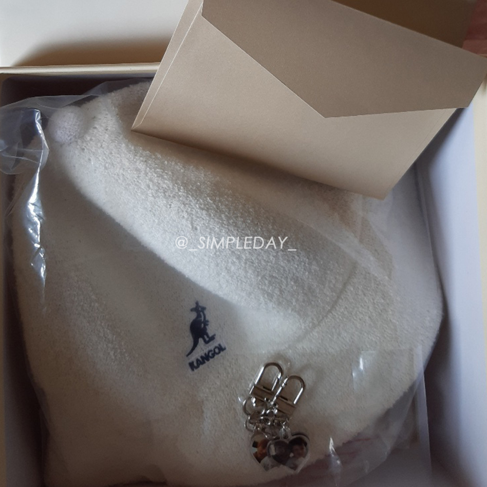 sofloriz's tweet photo. [ 🇵🇪 ]  

Presents for Sangyeon. 🥳

With all the love of the world. Thank you for being my light. Happy Birthday! Te amo. 🤍

simple as you, simple sangyeon. 

#상상_그_이상연_생일축하해
#ALLWAYS_BE_SANGYEON https://t.co/JRGLn9ReNm