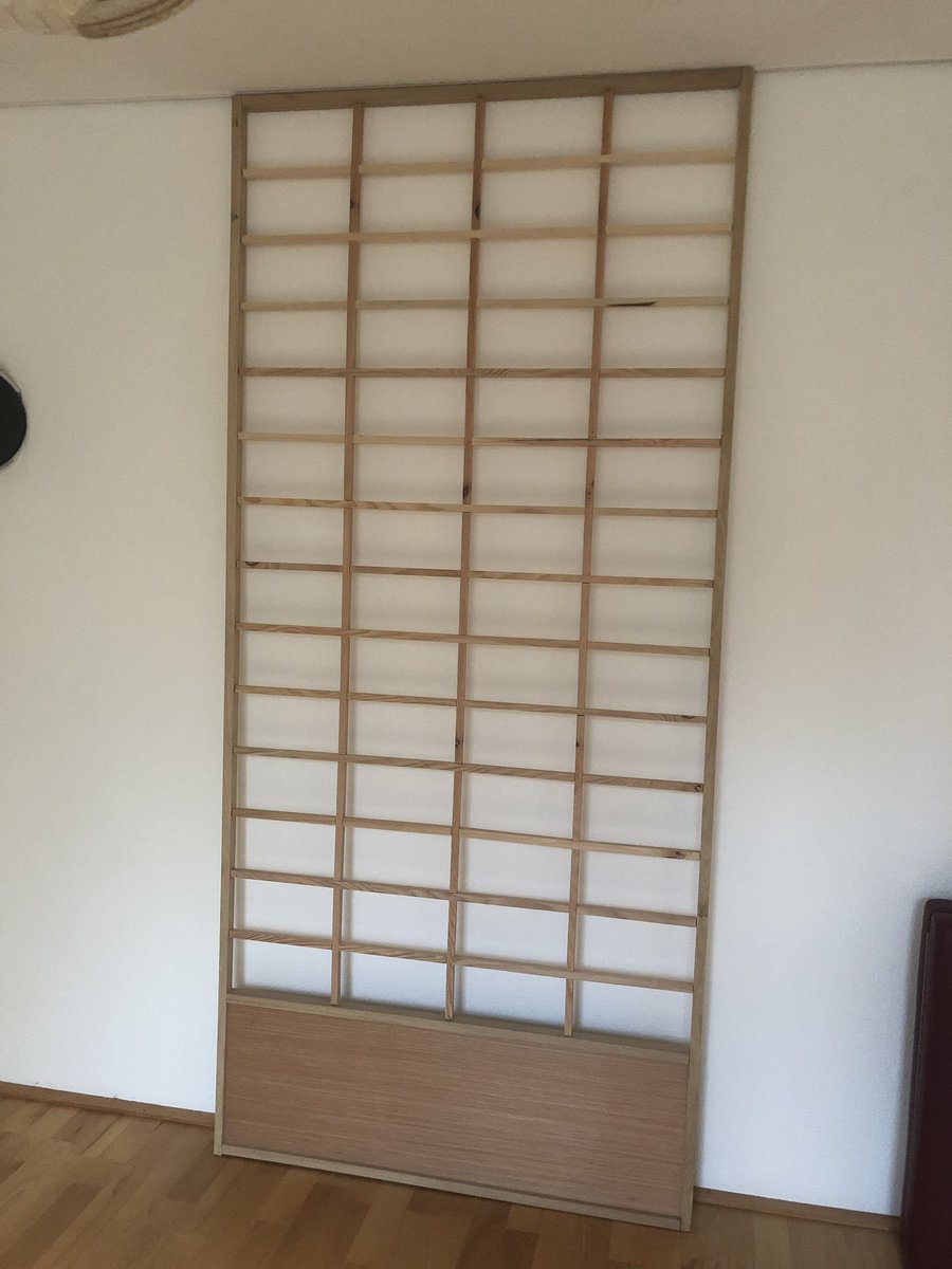 essgar666's tweet photo. Aaaand almost done. 
Everything is prepared and ready to stack together. I haven‘t glued or screwed anything together.

#shoji #handmade #wood #woodworking #woodworker #wooddesign #japan #japanculture #diy #saw #workshop #howto #love #art https://t.co/3GQ5mOu9cR