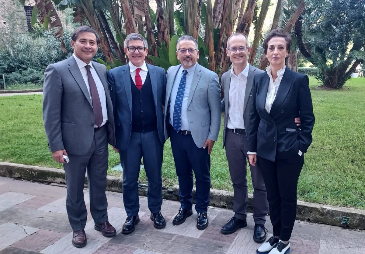 CislMessina's tweet photo. Buon lavoro ad Adolfo Scotti, eletto oggi nuovo segretario generale della @FAICISLSicilia. Complimenti anche alla segreteria regionale composta da @CutraleSergio e dalla nostra Sabina @barresisab Barresi, segretaria generale @FaiCislMessina, riconfermata nell’importante ruolo https://t.co/qiIBdnOl3u