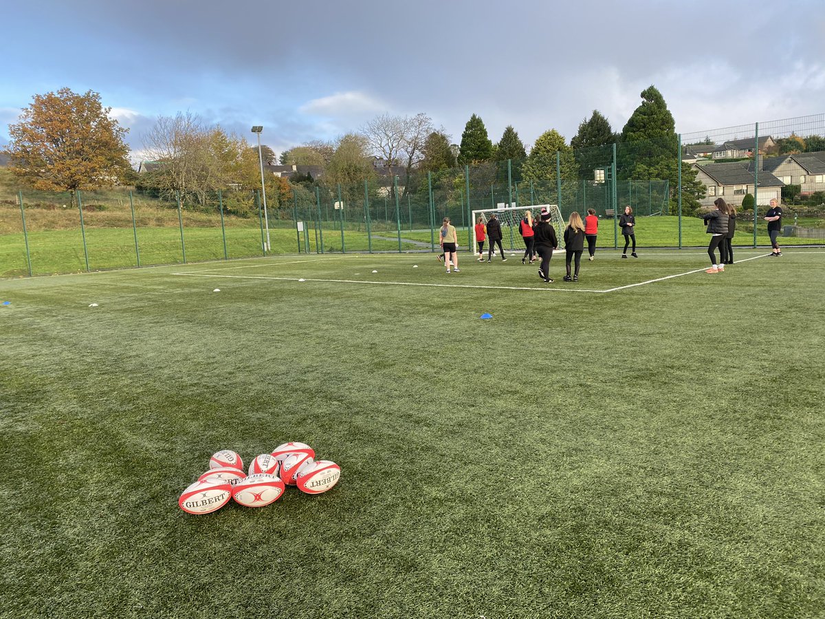 TobermoryHSPE's tweet photo. Ex Pupils Eilidh Mitchell and Charlotte Peacock leading Rugby and Fitness sessions for our brilliant young people! #activegirlsday #SheCanSheWill #promotingwomeninsport @ABActiveSchools https://t.co/MQZ9k89cAH