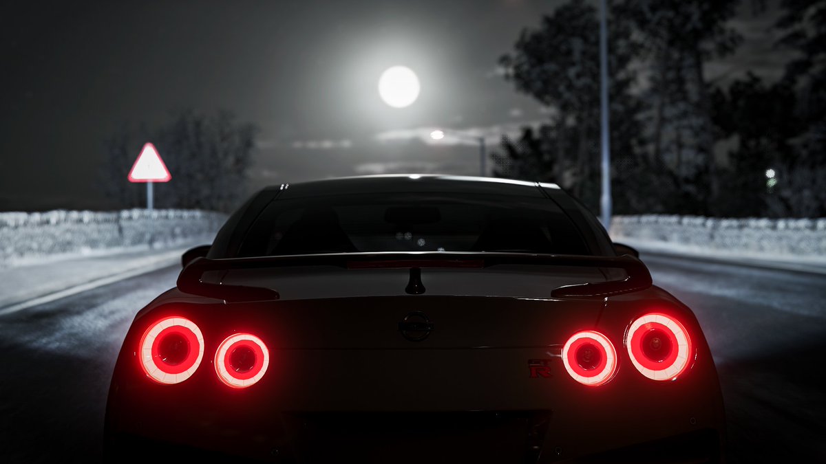 bash713's tweet photo. Enjoying The Night Out....🌕📸

#ForzaHorizon4 #Forzashare #Gaming #Onlinegaming #XboxOne #Xbox #XboxShare #VirtualPhotography  #Gamingcommunity #ThePhotoMode 
#VGPUnite #TheCapturedCollective  #Car #Cars #GamePhotography #ArtisticofSociety https://t.co/CfE9U25zoe