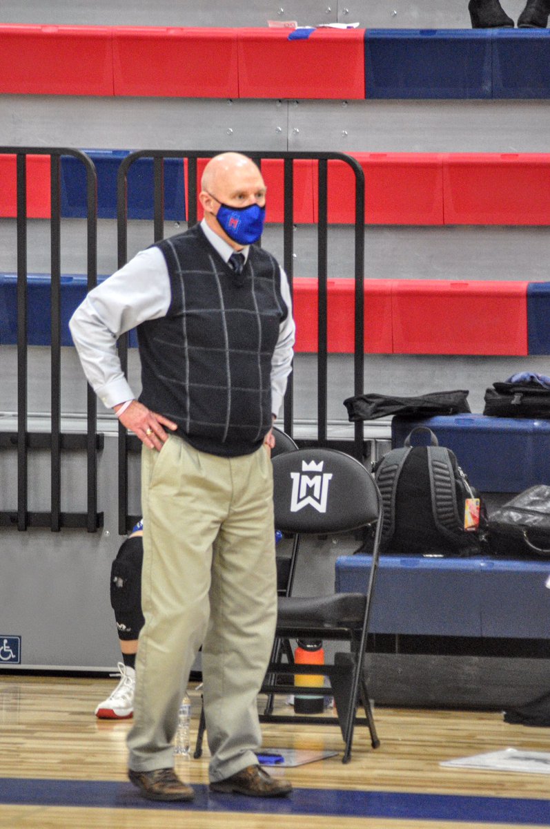 wmroyalsgirlsbb's tweet photo. Happy Birthday to Coach Rosholt!! We appreciate all that you do for our students, athletes, families and the community!! #ownthecrownWM https://t.co/IFcIWKst6z