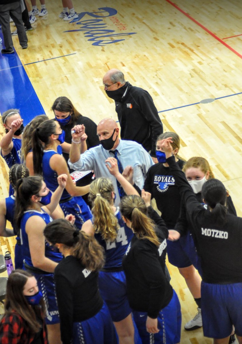 wmroyalsgirlsbb's tweet photo. Happy Birthday to Coach Rosholt!! We appreciate all that you do for our students, athletes, families and the community!! #ownthecrownWM https://t.co/IFcIWKst6z