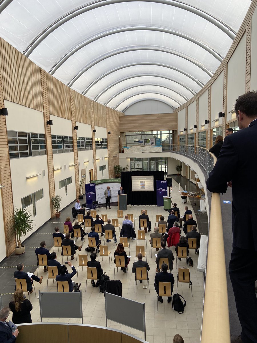 Greenlink_IC's tweet photo. Great to meet so many local 🏴󠁧󠁢󠁷󠁬󠁳󠁿businesses today @BridgeInnovator with @Siemens_Energy, @Sumitomo_s_m &amp;  @_businesswales @_Sell2Wales 

🗓 NEXT STOP -  New Ross, Co Wexford next Tues 9 Nov 🇮🇪

Book your meeting 👉 https://t.co/orb8mMLQvT

#interconnection #jobs  @WexChamSkillnet https://t.co/zlGK87IdeM