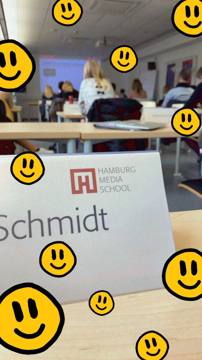 leamasc's tweet photo. Bin grad an der Uni @HHMediaSchool zu Gast im Online Marketing Camp - da kommen @onkomm-Ersti-Gefühle hoch, inklusive Mensaessen 🍟

Ist die 8. Generation #onkomm eigentlich schon bei Twitter? https://t.co/zbvu465t0H