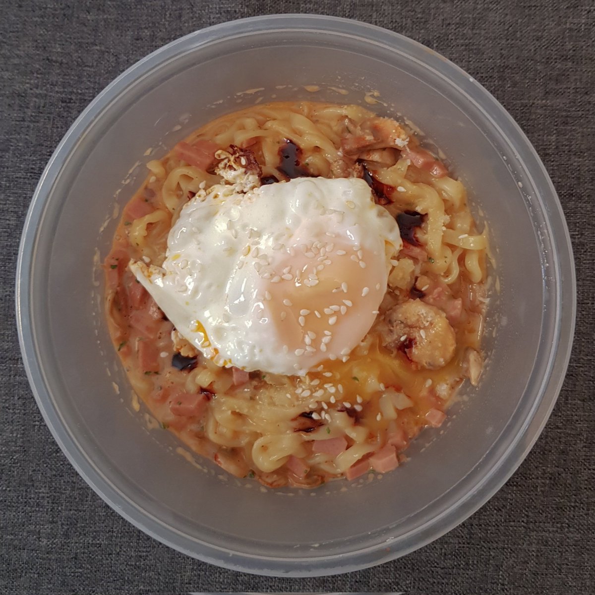 _aslane's tweet photo. omad ⇢ spicy carbonara noodles https://t.co/FmLlLEqJOY