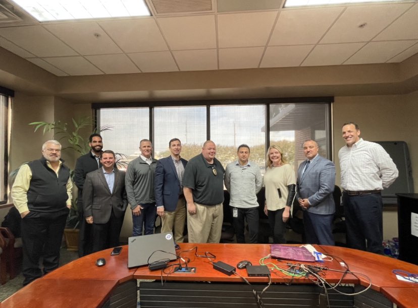 Ken_Oertling's tweet photo. Proud to work alongside partners such as Dow who bring leaders of our community together to share successes and challenges as well as offer support to @SCPPS. We are stronger because of our unique bond with business and industry. #SCPStrong💪🏼#CommunityPartnersMatter #FutureReady https://t.co/OLcBPVNOvp