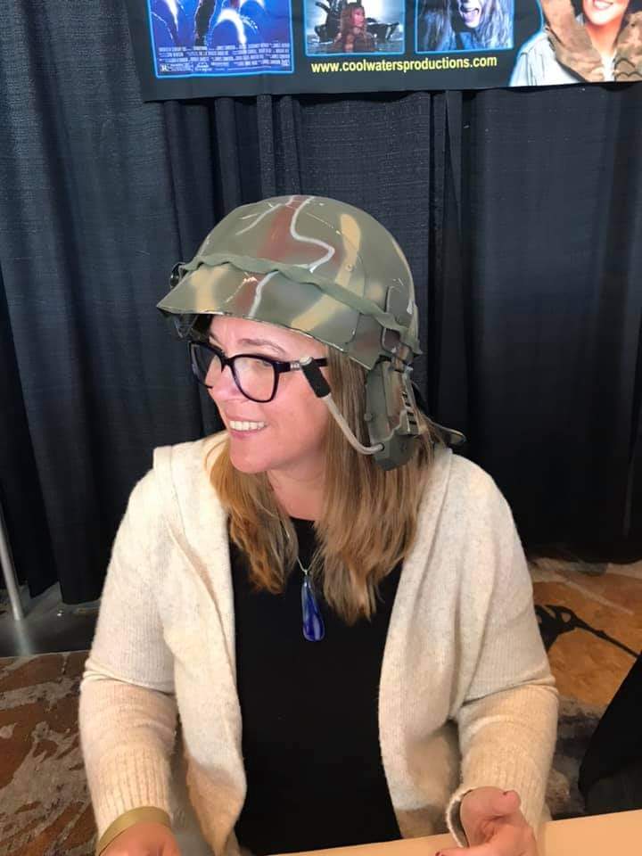 batcap50's tweet photo. Also this happened on Saturday at @FandomInvasion #whydontyouputherincharge https://t.co/zSRCrvYkM0
