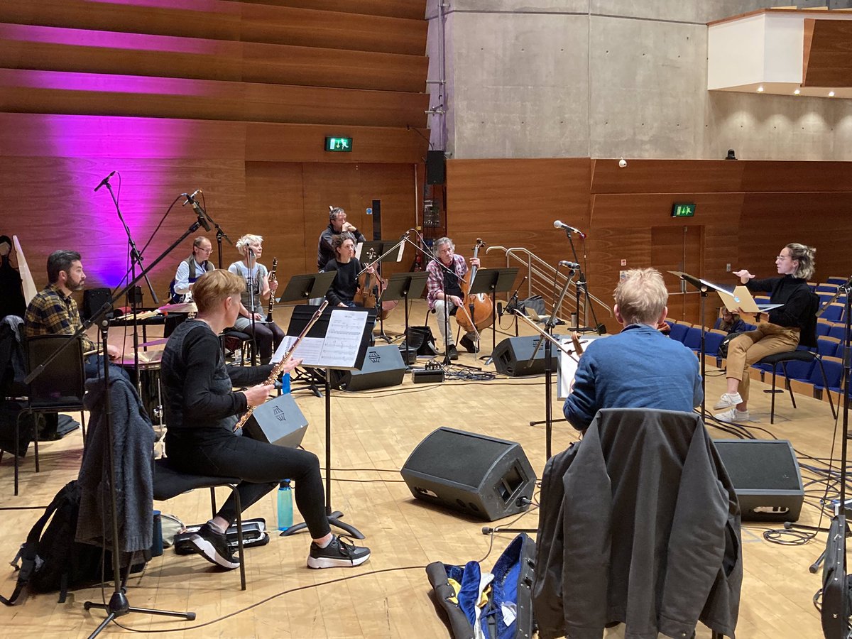 rednoteensemble's tweet photo. Join us tomorrow in @HorsecrossPerth at 8pm for the premiere of sub mari! Rehearsals have been underway for this fantastic show, check us out in action!
Ticket link in bio!
#ClassicAll #ClassicalCop26 #ClimateAction #COP26 https://t.co/LK3vubXU4X