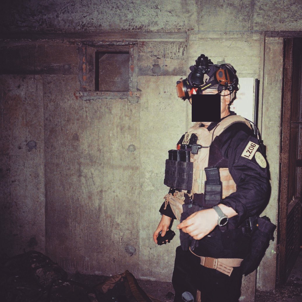 AndyLTChan's tweet photo. ℕ𝕚𝕘𝕙𝕥 ℝ𝕒𝕚𝕕
#airsoft https://t.co/2UmNwtee7d