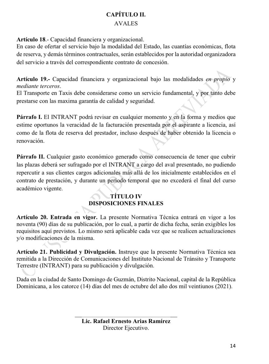 CaamanoAlvaro's tweet photo. Es un absurdo tener que pagarle a un taxista “Turistico” 30 dólares, cuando un taxi normal o Uber ofrece las mismas garantías, comodidad y calidad por 200 pesos o 4 dólares. (3/3) @INTRANT_RD @RDMOPC @PresidenciaRD https://t.co/SAlvRAKoAM