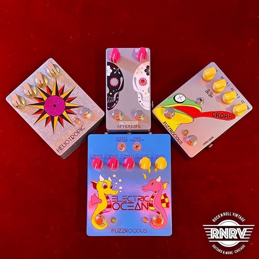 fuzzrocious's tweet photo. If you like fun, Rocknroll Vintage (Chicago) restocked some fun ones! Go grab ‘em while you can!
#fuzzrocious #fuzzrociouspedals #rocknrollvintage #rocknrollvintageguitars #electricocean #croak #sugarskull #afterlife #fuzzphaser #fuzzpedal #fuzzpedals #heliotropic #bassfuzz https://t.co/yc09tlTFoy
