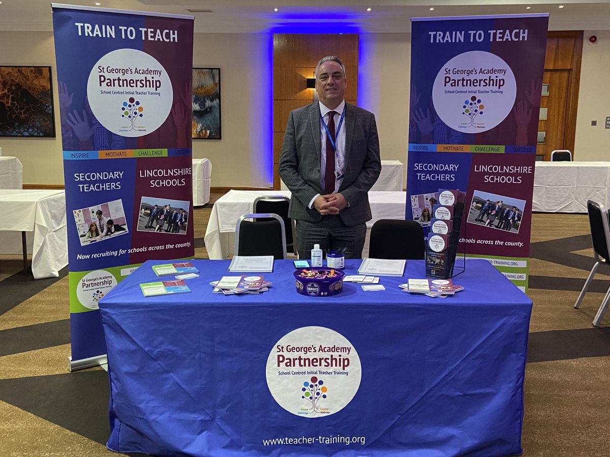 sarannetrow's tweet photo. All set up and ready to greet potential teachers at Crown Plaza #Nottingham #teachertraining #SCITT @getintoteaching https://t.co/zUO5MqK7wd
