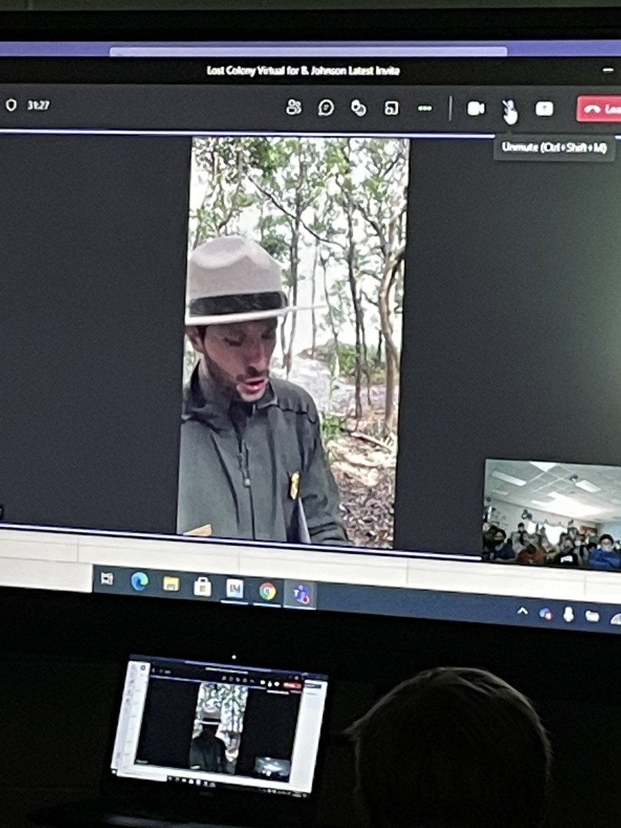 gjrobinson's tweet photo. Thanks Park Ranger Josh Nelson from @FortRaleighNPS for sharing his knowledge &amp; doing a #VirtualFieldTrip of #TheLostColony at Roanoke Island! @SWESPonies 4th grade Ss learned of John White’s voyage &amp; the tragic disappearance of the colonists. #OnslowDLT #OCSEngage #BeLikeSWE https://t.co/bnVRJ0qrdH