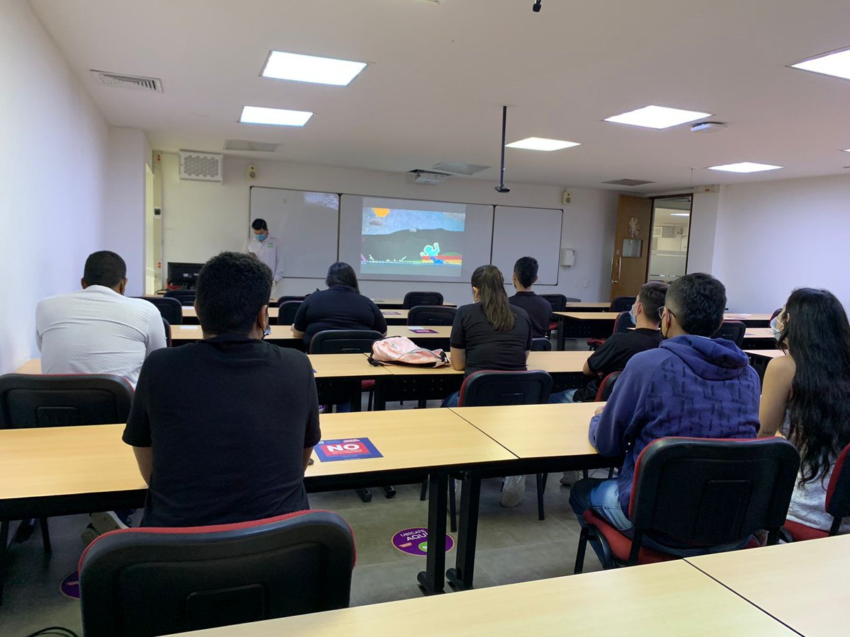CanalTRO's tweet photo. #tvmorfosis 📺 en #Bucaramanga. 

Jóvenes participan activamente de las #masterclases en la #Unab, donde se expone lo mejor de la industria audiovisual iberoamericana. 

Conéctate con nuestros talleres programados hasta mañana, por la señal del #GranSantander. https://t.co/d47llCX2Fa