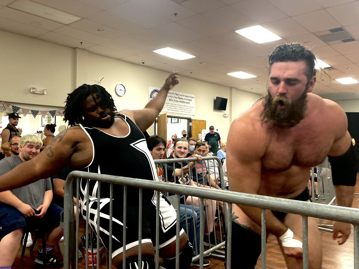 greggnolettuce's tweet photo. Keeping the hits of 2021 going, next up is @Barackus1986 vs. @JakeSomething_ from @WrestleMaxSTL Ep. 4. This was the very definition of hoss fight. Two beasts battling it out. To think there’s a timeline where didn’t get this one is criminal. #GatewaytotheBest https://t.co/mISVDdejQC