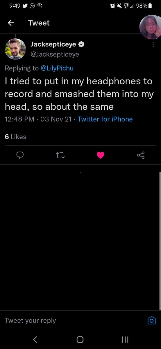 Izzhos's tweet photo. @Jacksepticeye @LilyPichu supporting small creators 🥰 https://t.co/sNnVul1Pp2