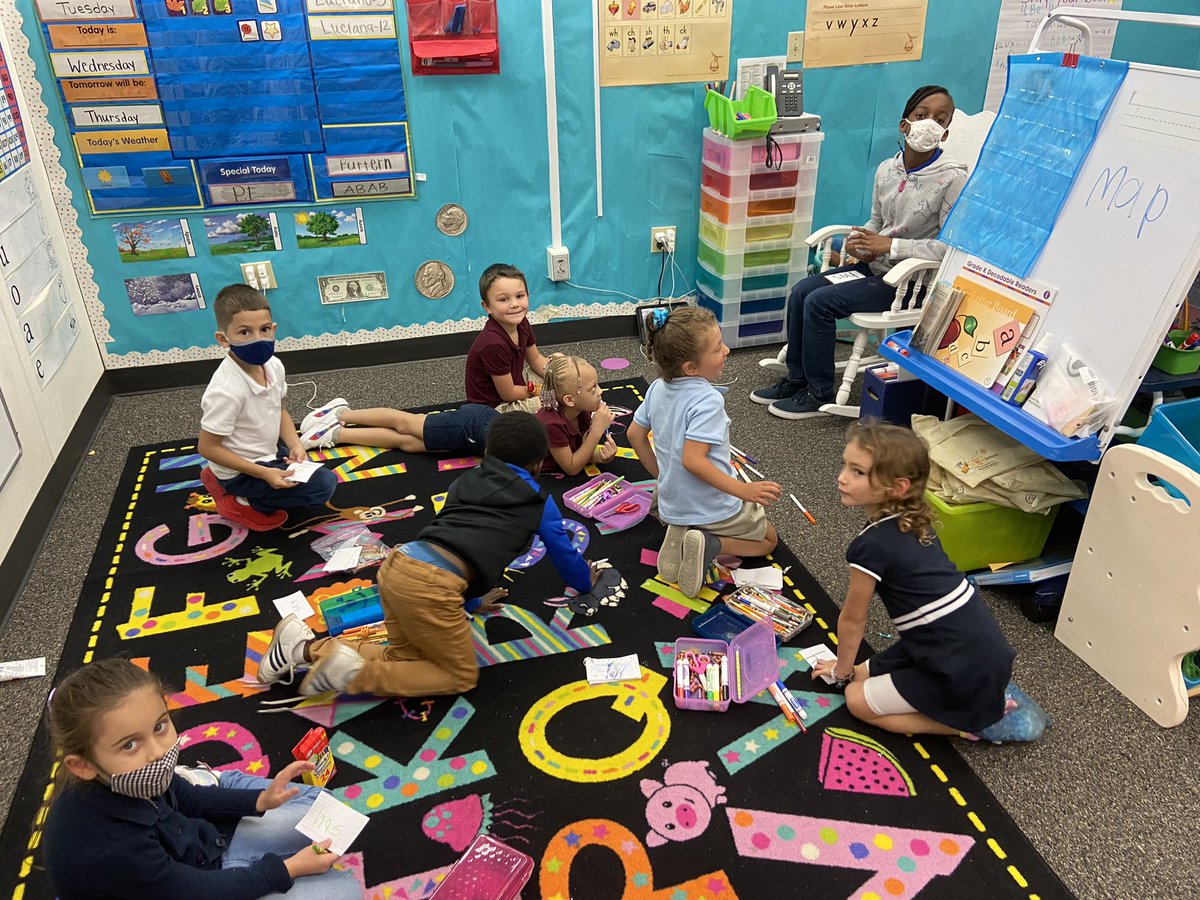 cencebaugh's tweet photo. Today we had big kid buddies help us with sight words and it filled my whole heart!!! 😍♥️ https://t.co/YhxG13PPKy