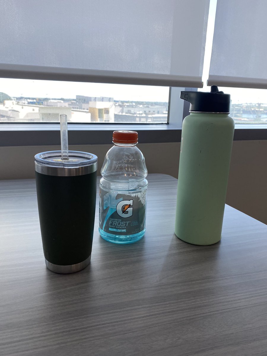 doyalikebaileys's tweet photo. i have to have 3 different liquids at all times https://t.co/Bj9hYNZ2Rd