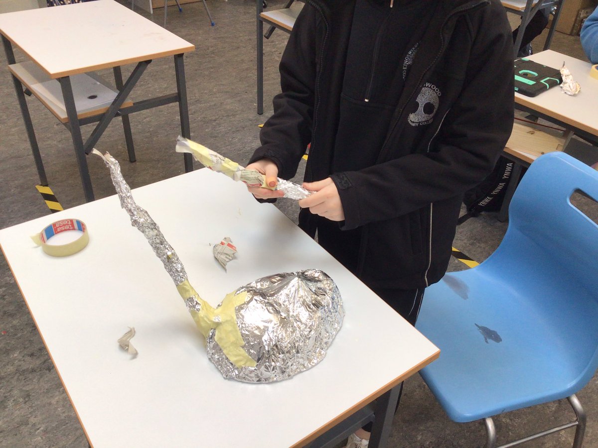 Oide_SarahMc's tweet photo. Halloween isn’t over in the Art room here in @Kingswoodcc16, as 2nd years design and construct horror themed masks! Can’t wait to see the finished results. https://t.co/UqAYY68Bbu