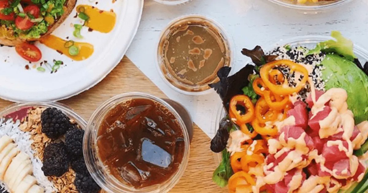 SyracuseEats's tweet photo. Original Grain is a bright, airy counter serve with a health-conscious menu featuring creative bowls, wraps &amp; smoothies. Come check out their menu! #YUM #foodiebeauty #Syracuse https://t.co/kfh9AZo7QW