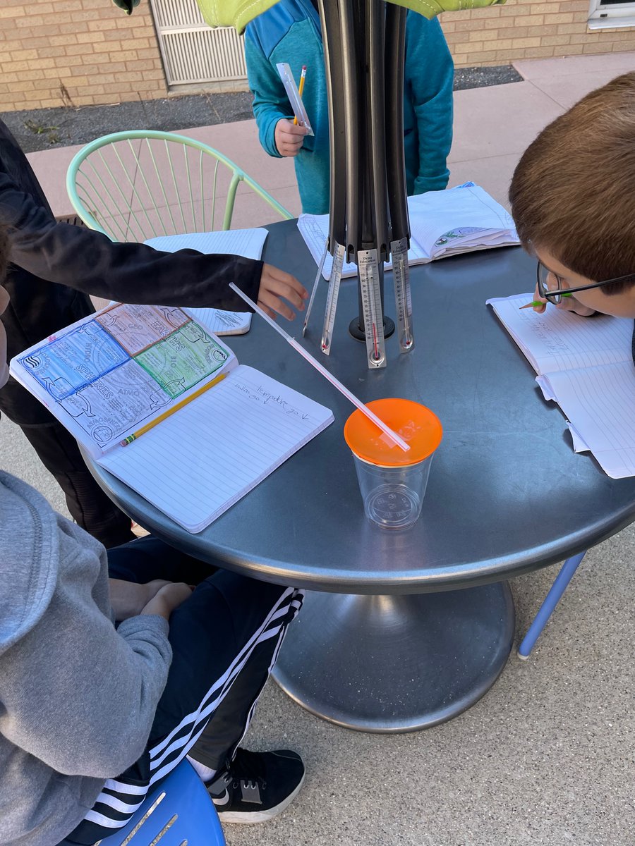 MrsCarnes1's tweet photo. We built barometers today! So much fun! Students were able to observe and record changes in air pressure https://t.co/RQBoPPMskZ