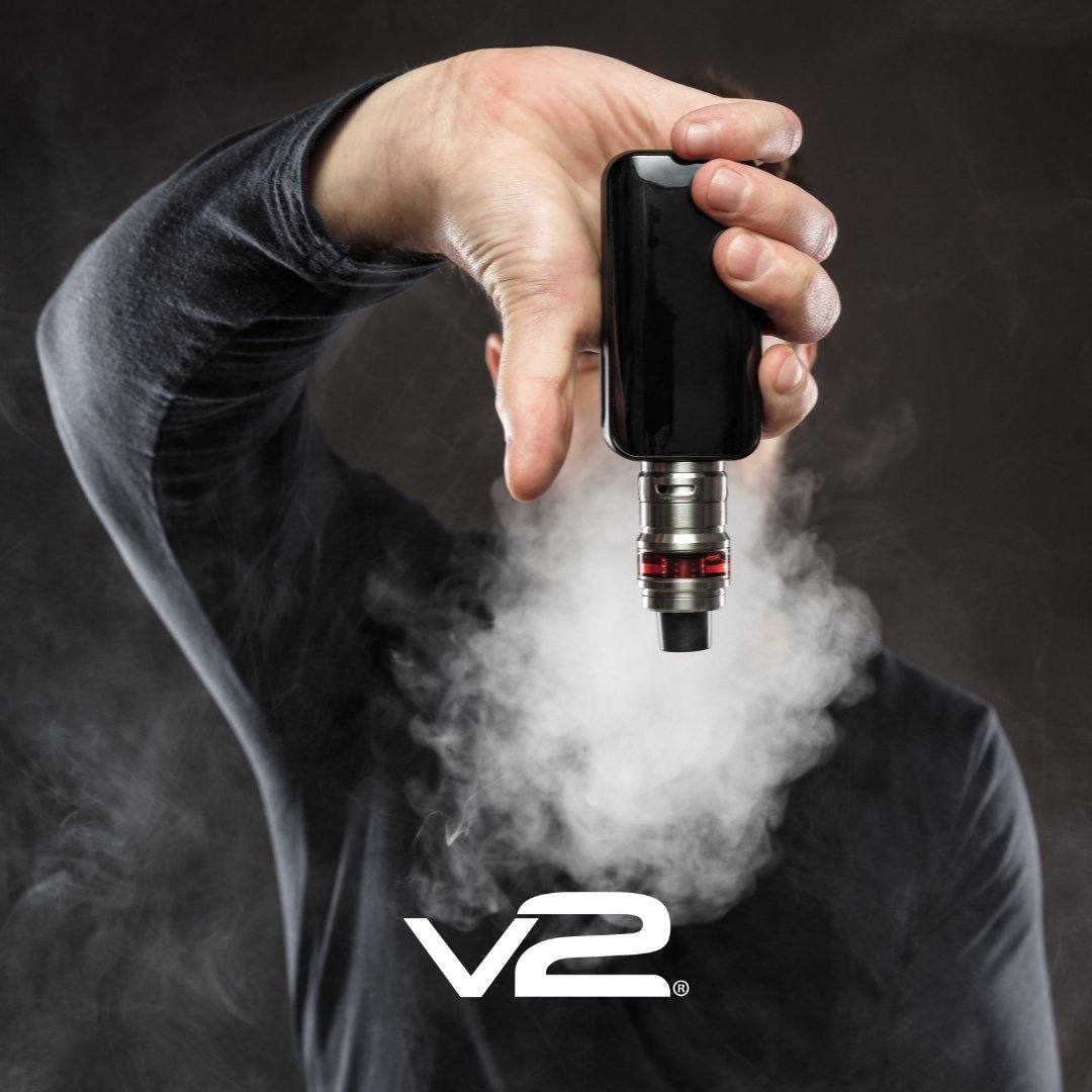 V2CigsUK's tweet photo. We're not here to cause arguments.... BUT

At what point do you fill your tank up?
💨EMPTY
💨AT THE FILL LINE
💨ALWAYS KEEP IT TOPPED UP

#v2cigsuk #v2cigs #v2 #stopsmokingstartvaping #ecigarettes #ecig #no2minors #vapejuice #eliquid #ukeliquid #vapemods #vapefam https://t.co/d3T9iAsm8L
